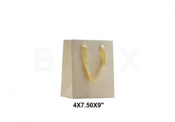 ถุงกระดาษพรีเมียมสีเหลืองขนาด 9x7.5x4นิ้ว
